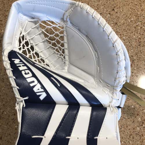 New Junior Regular Vaughn Ventus SLR2 glove