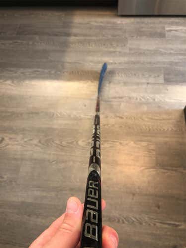 Like New Bauer Vapor 1X Lite Eichel P28 Junior 40 Flex Lie 5 LH Griptac