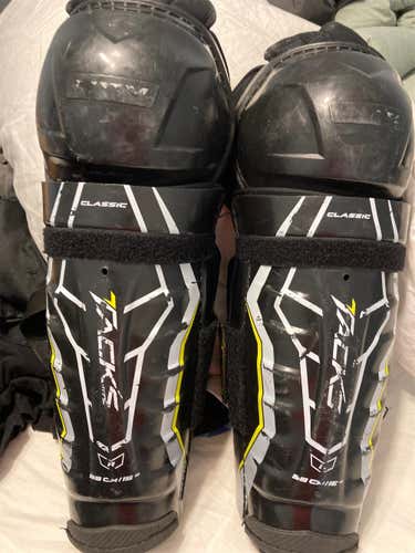 Senior CCM Tacks  Shin Pads