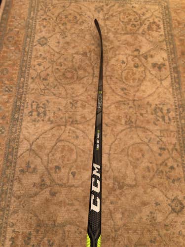 Senior Right Handed Ribcore 64k Mid Pattern  Hockey Stick