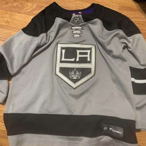LA Kings Fanatics Jersey