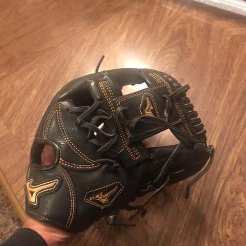 Black  Infield 11.25" Baseball Glove