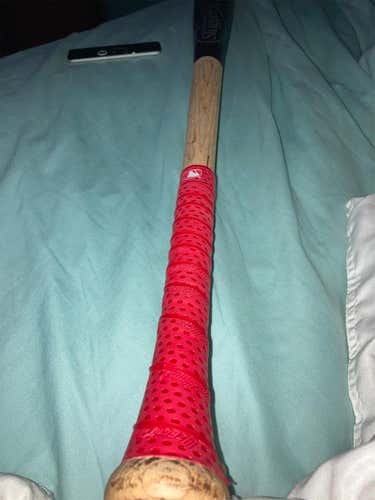 New Louisville Slugger 33" Bat