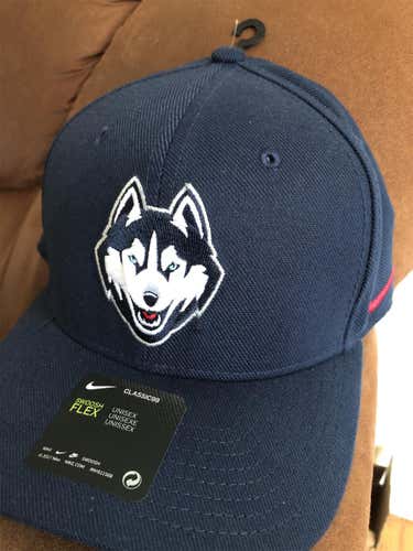 UConn Huskies Nike NCAA Flexfit Hat