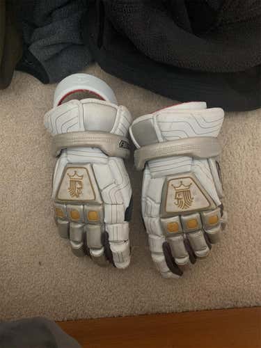 White Used Player's Brine King II 12" Lacrosse Gloves
