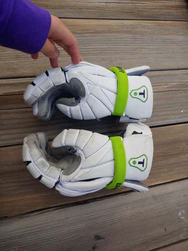 Evo Pro True Lacrosse gloves