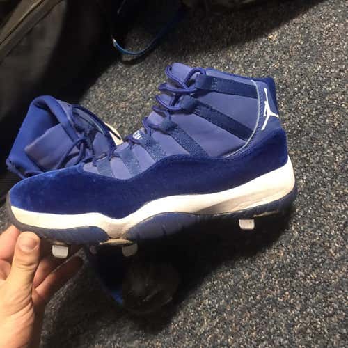 Used Size 10 (Women's 11) Air Jordan