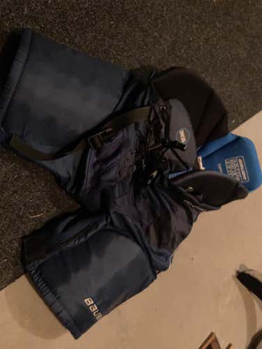 Blue Junior Large Bauer Supreme 55 Pro Stock Hockey Pants