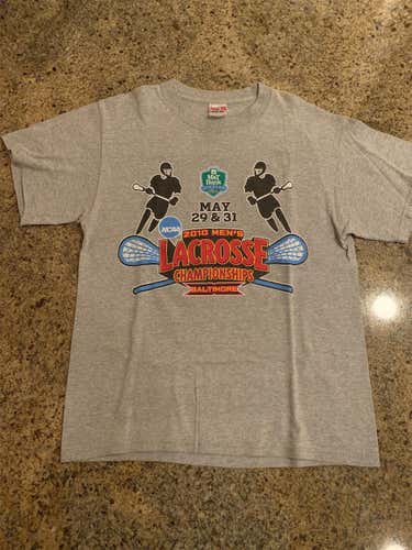2010 NCAA Men’s Lacrosse National Championship Game T Shirt, Notre Dame vs Duke, size Medium