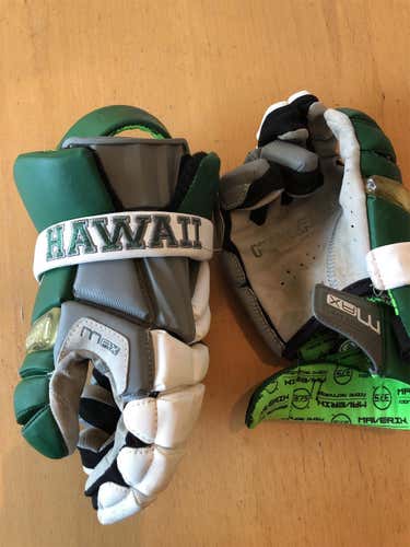 Hawaii Maverik Max Lacrosse Gloves
