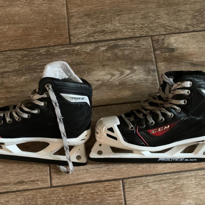 Junior CCM RBZ Regular Width Size 5.5 Hockey Goalie Skates