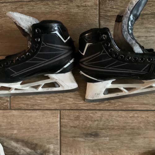 Senior Bauer Supreme S170 Regular Width Size 7 Hockey Goalie Skates