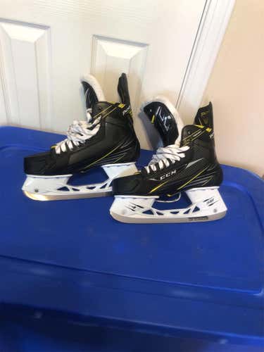 CCM Tacks 4092 Size 10 Ice Hockey Skates