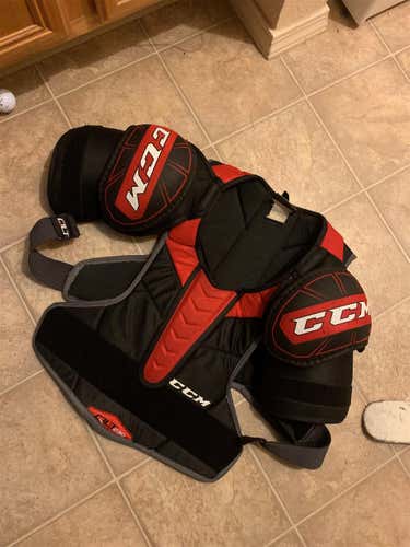 Senior Extra Large CCM Qlt230  Shoulder Pads