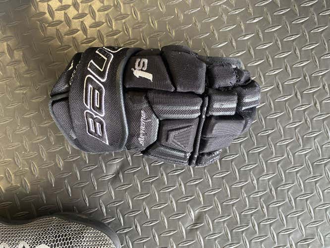 Black Used Senior Bauer Supreme 1S Gloves 14"