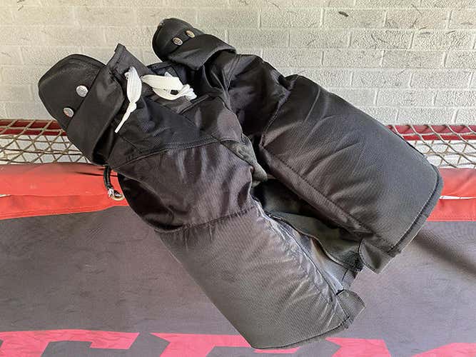 Black Used Senior XL Warrior Covert QRL Hockey Pants Pro Stock