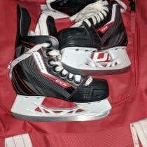 Used Youth CCM Jetspeed 250 Hockey Skates Regular Width Size 13