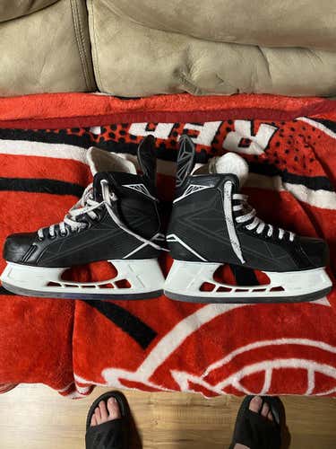 Used Senior Bauer Supreme S140 Hockey Skates Regular Width Size 9