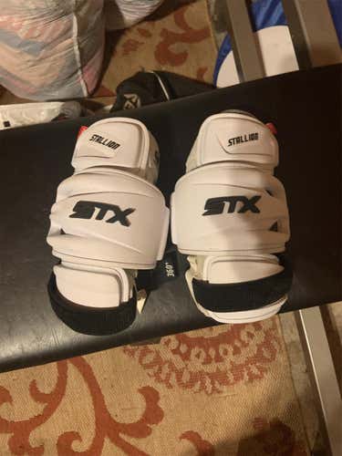 Used Large STX Stallion 500 Arm Pads