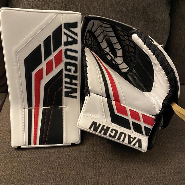 Vaughn VE8 Pro Glove & Blocker Mint Condition