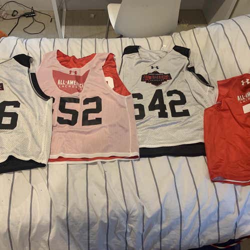 Red Men's Medium Under Armour Jersey