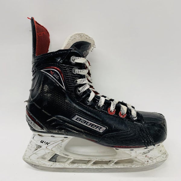 Junior Bauer XLTX Pro Extra Wide Width Size 5.5 Hockey Skates