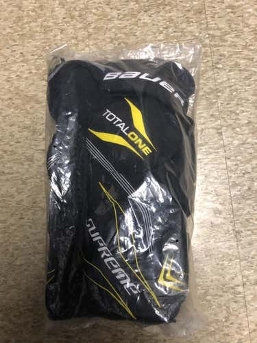 New Senior Medium Bauer Total One Girdle