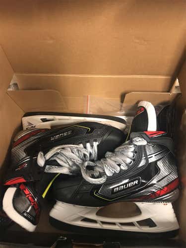 NEW Bauer Senior Vapor 2X Pro 8D FIT 1 Ice Skates