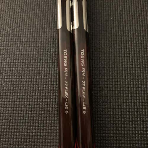 2 Senior Left Hand 1x lite Hockey Sticks