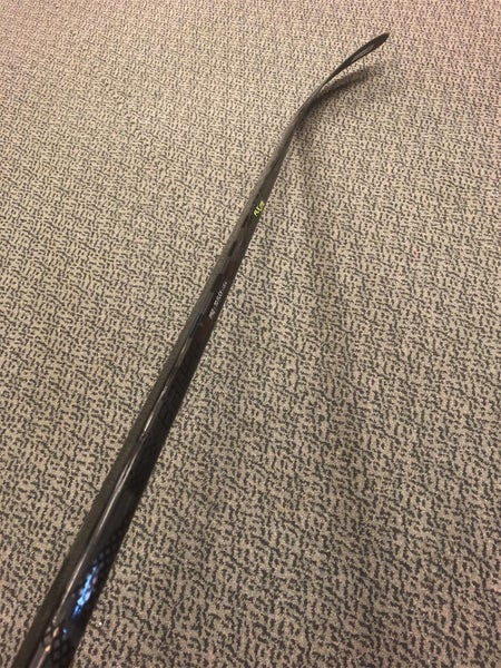 Bauer Left Hand Vapor FlyLite P92 70 Flex SHADOW SERIES Stick