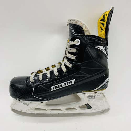 Junior Bauer Supreme Ignite Pro Regular Width Size 4.5 Hockey Skates