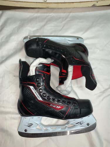 CCM JetSpeed 270    Hockey Skates