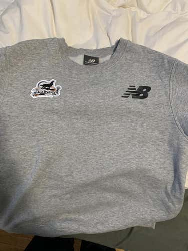 Adult Used Medium/Large New Balance Sweatshirt