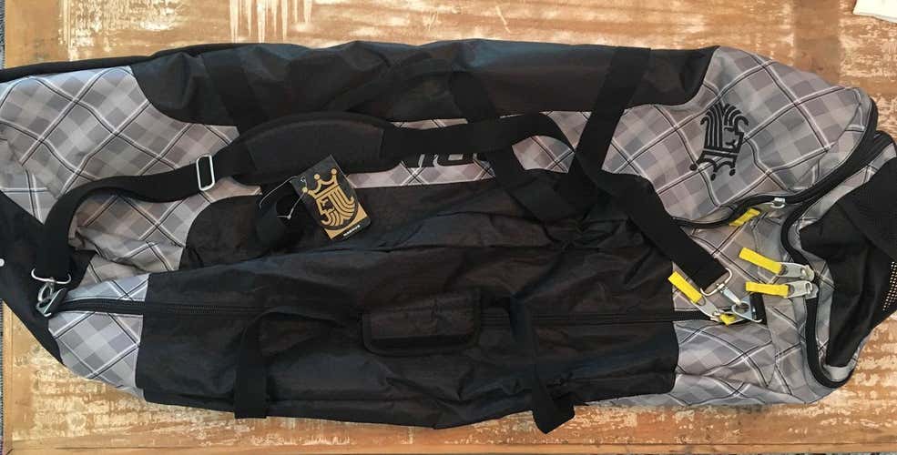 New Brine Lacrosse Magnus Equipment Bag