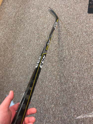 Brand New CCM Supertacks 2.0 P14 Right Handed Grip Pro Stock Hockey Stick 105.00
