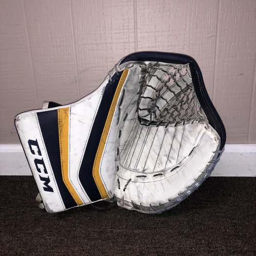CCM revolution 597 Senior Regular Glove