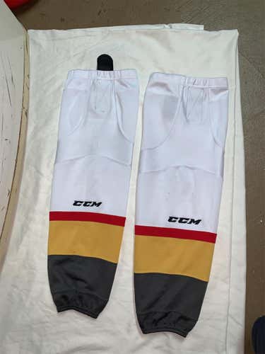 White Senior Medium CCM  Socks