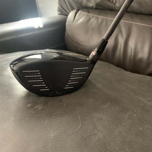 Titleist 913 D2 Stiff Flex 8.5 Loft Driver