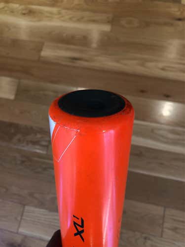 Used Easton XL1 (-8) 23 oz 31" Bat