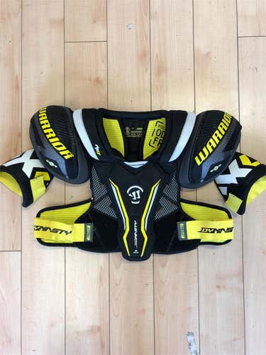 Used Senior Medium Warrior Dynasty AXLT Shoulder Pads (USH026B)