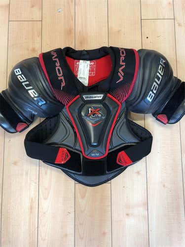 Used Senior Medium Bauer Vapor 1X Lite Shoulder Pads (USH027B)