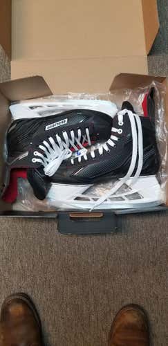 New Senior Bauer Ns Hockey Skates Regular Width Size 9