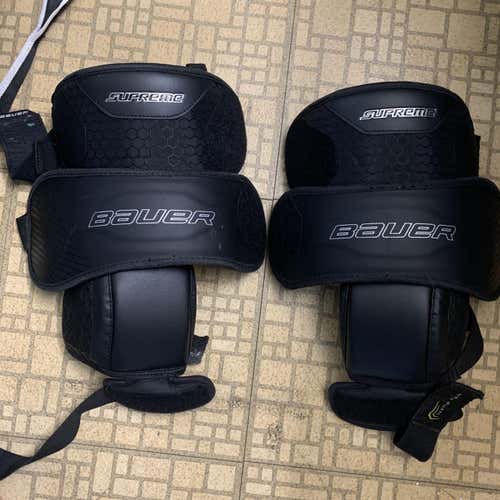 Used Bauer knee pads