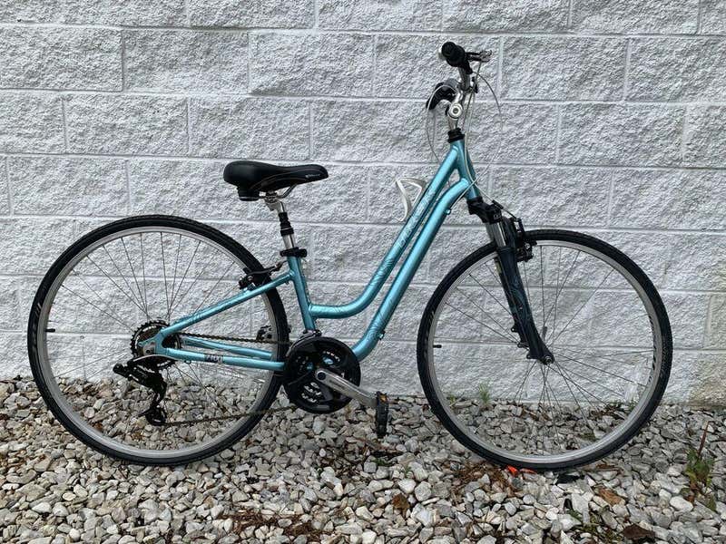 Trek 7100 fx ladies hybrid bike outlet