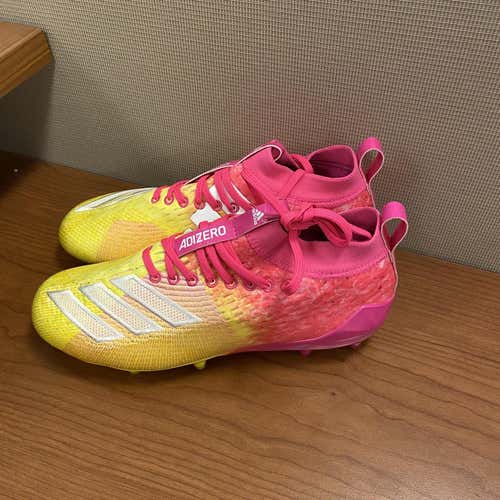 Yellow Unisex Molded Cleats Low Cut