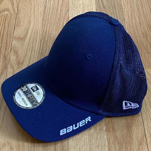 BRAND NEW BAUER SMALL / MEDIUM NEW ERA HAT