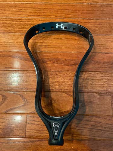 Black Used Attack & Midfield Unstrung Command low 2 Head