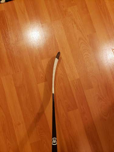 Senior Composite Warrior Left Hand Hockey Stick - in great condition used three times