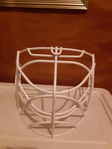 New Senior Warwick HM30 Goalie Mask