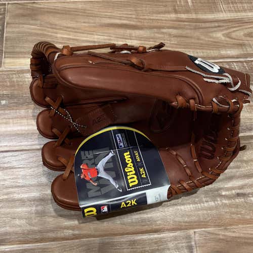 High School/College Pitcher's 12" Baseball Glove